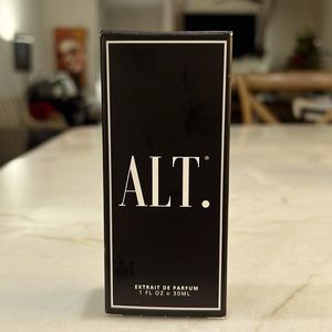 Alt. Crystal No. 23 Extrait de Parfum